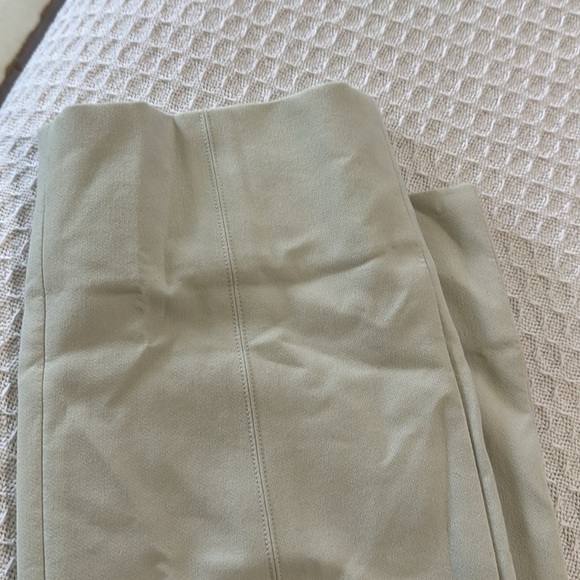 Vince Stich Front Seam Ponte Legging - Picture 4 of 12